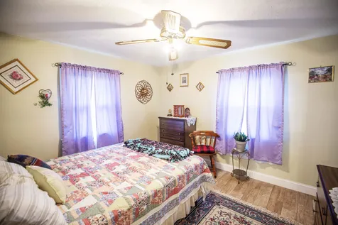 22 Forest Park Drive Nashua NH 03060