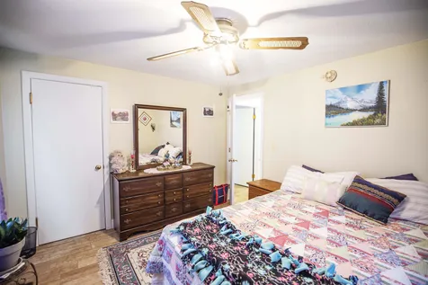 22 Forest Park Drive Nashua NH 03060