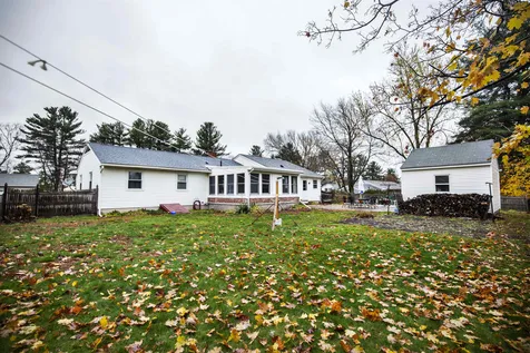 22 Forest Park Drive Nashua NH 03060