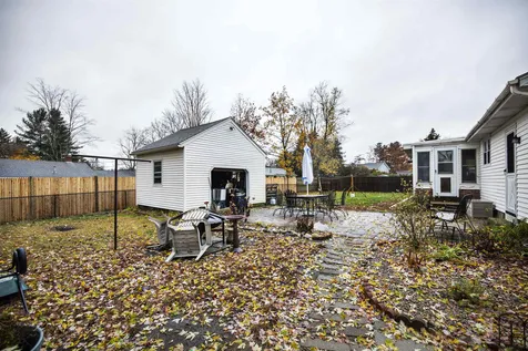 22 Forest Park Drive Nashua NH 03060