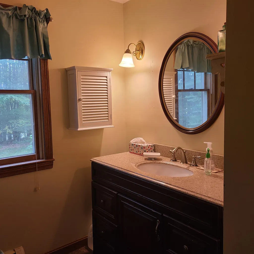 12 Foxwood Avenue Keene NH 03431