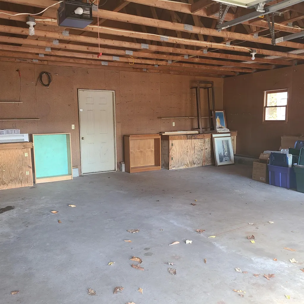 12 Foxwood Avenue Keene NH 03431