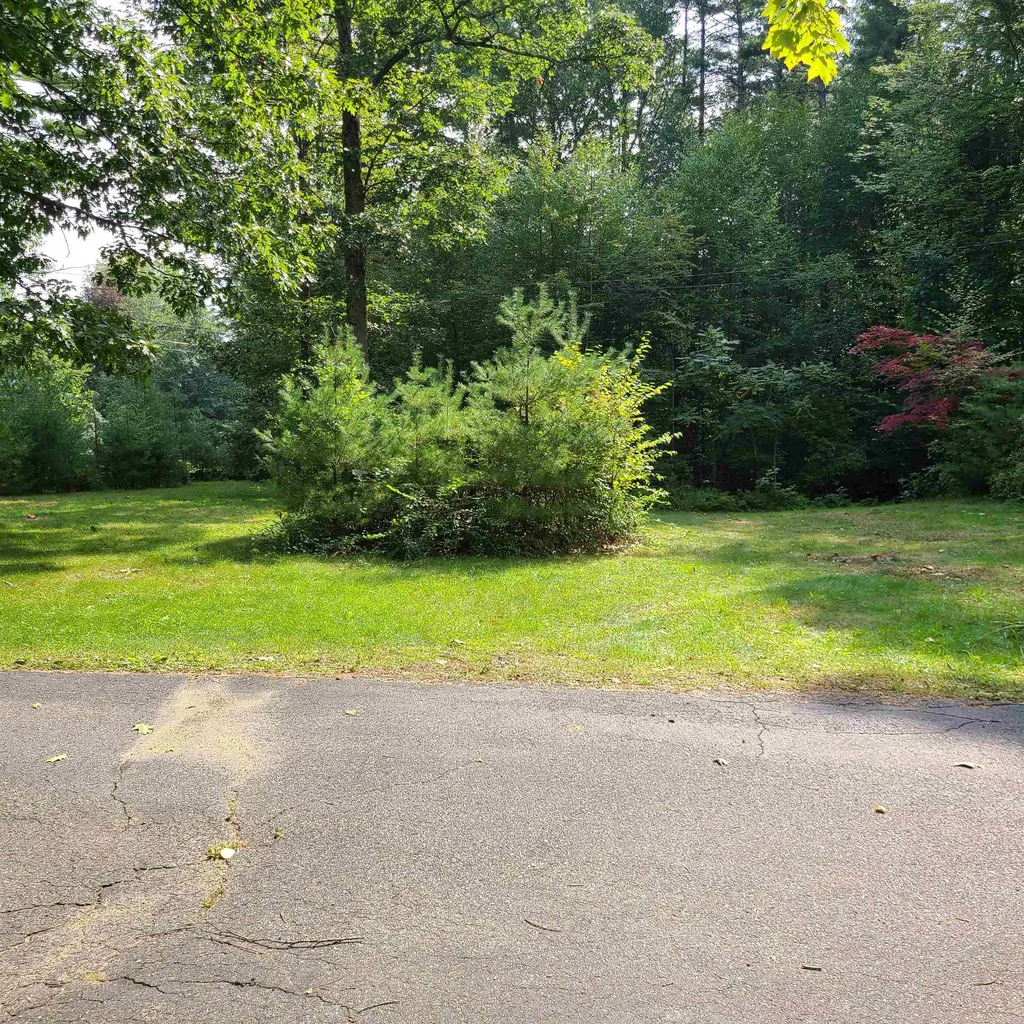 12 Foxwood Avenue Keene NH 03431
