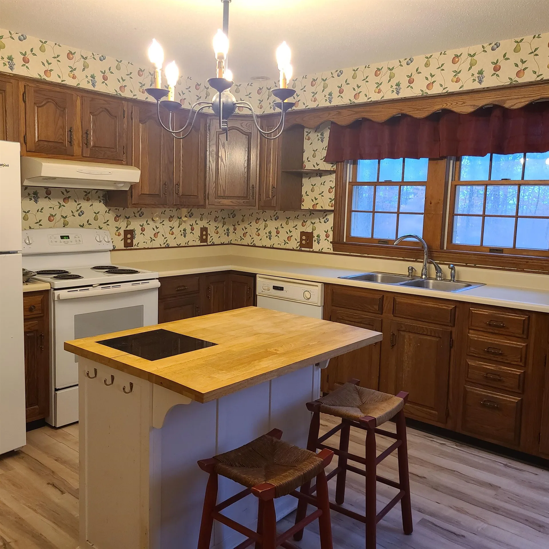 12 Foxwood Avenue Keene NH 03431