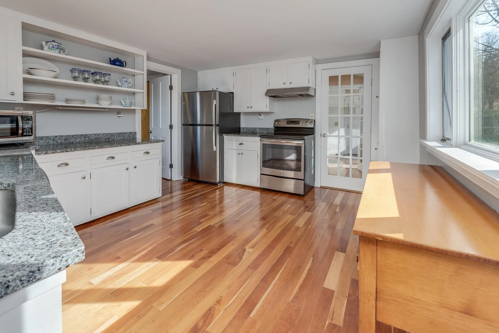32 Pleasant Street Lyme NH 03768