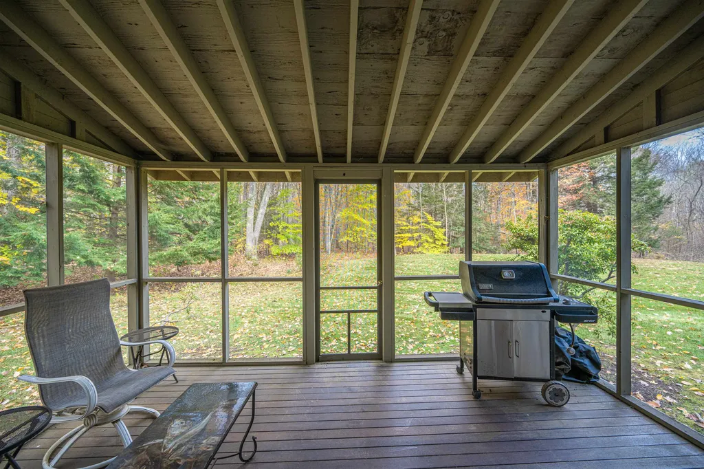 26 James Farm Road Lee NH 03861