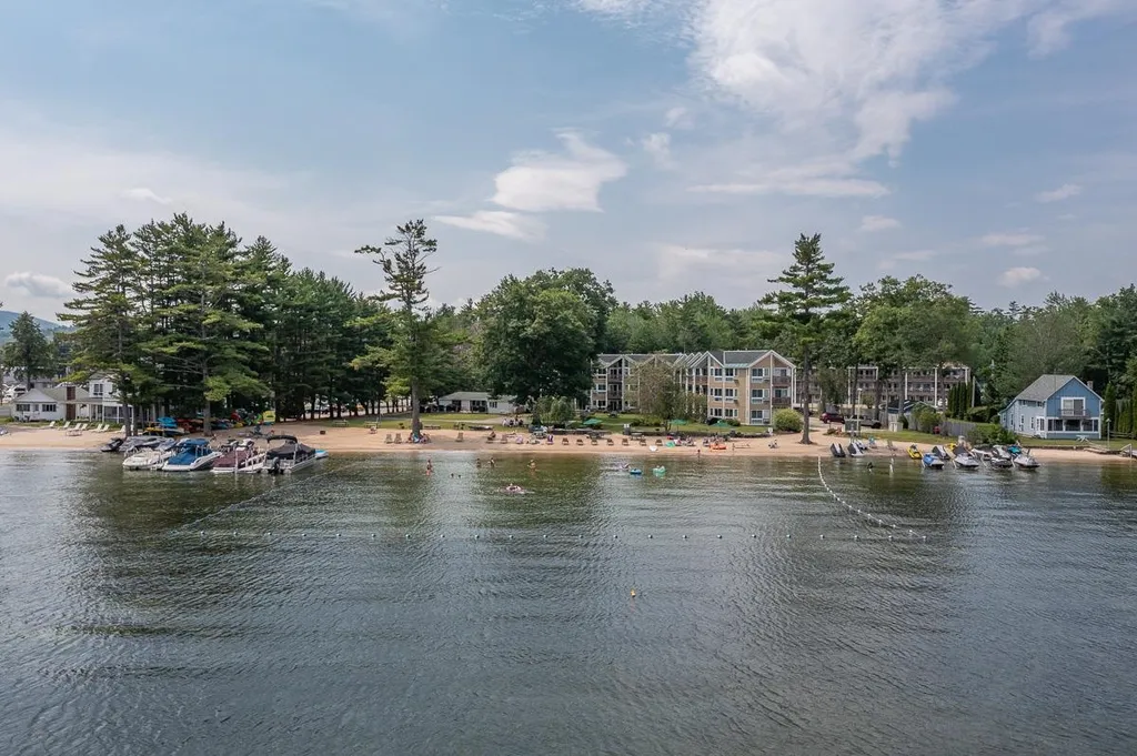 118 Weirs Road Gilford NH 03249