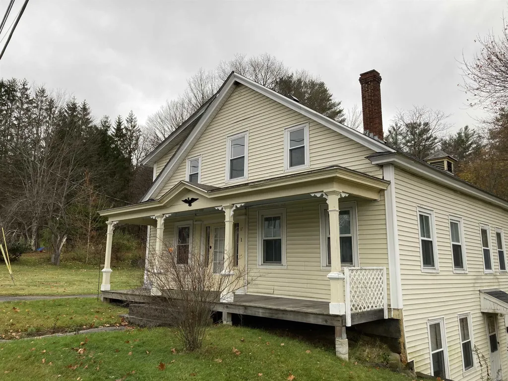 17 Pleasant Street Marlborough NH 03455