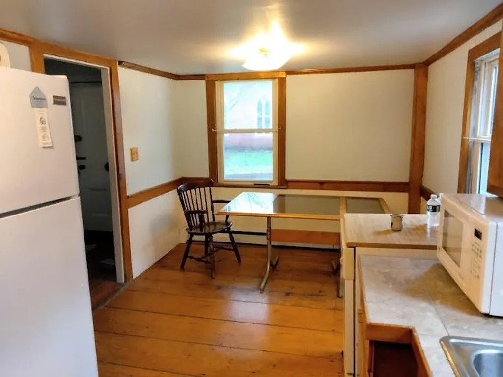 17 Pleasant Street Marlborough NH 03455