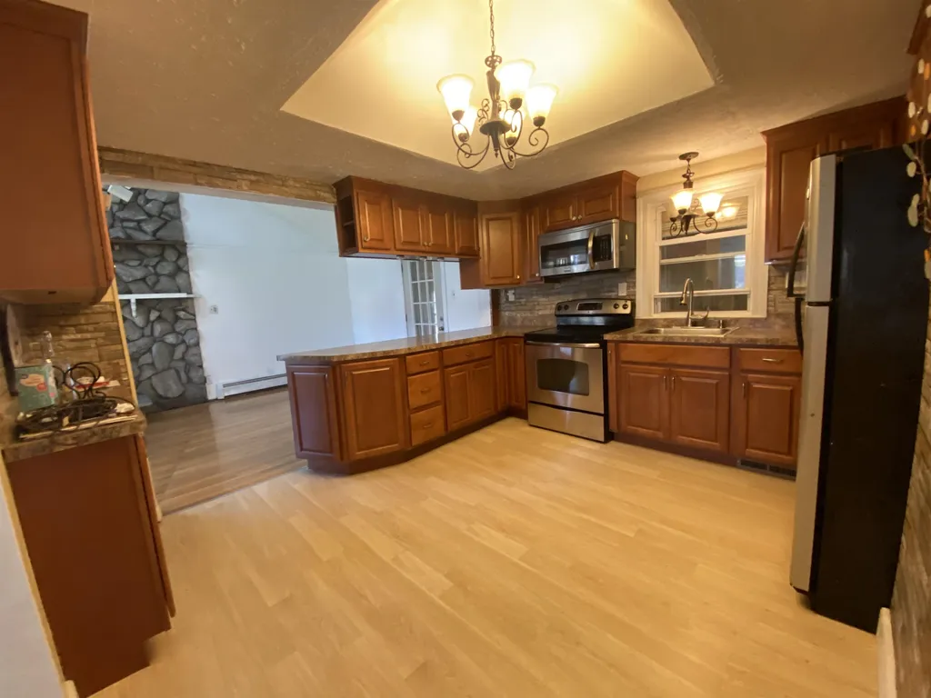 225 Shannon Road Salem NH 03079