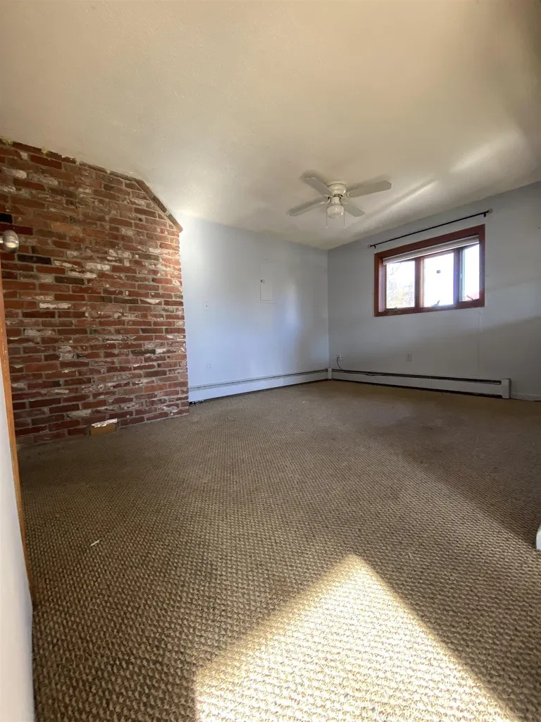 225 Shannon Road Salem NH 03079
