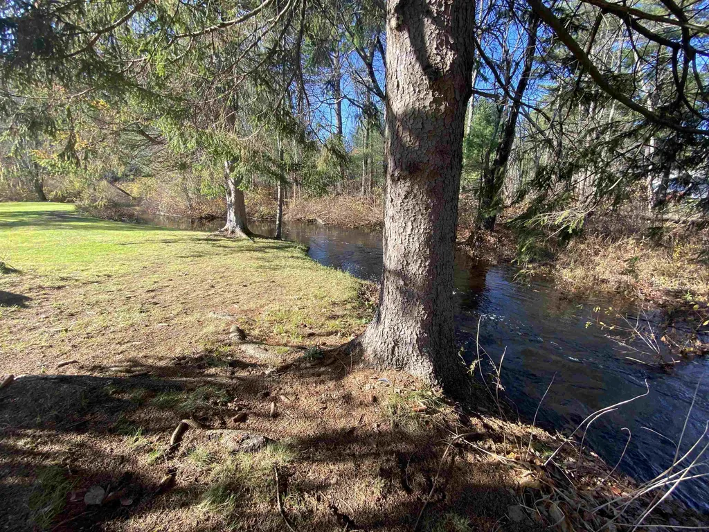225 Shannon Road Salem NH 03079