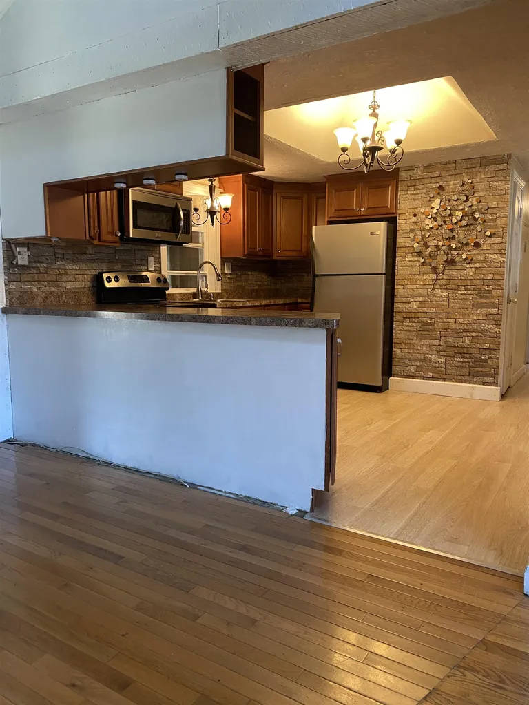 225 Shannon Road Salem NH 03079