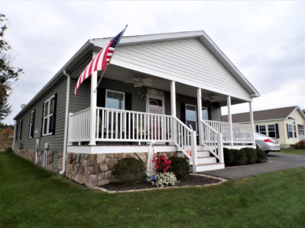 16 Dynamic View Drive Franklin NH 03235