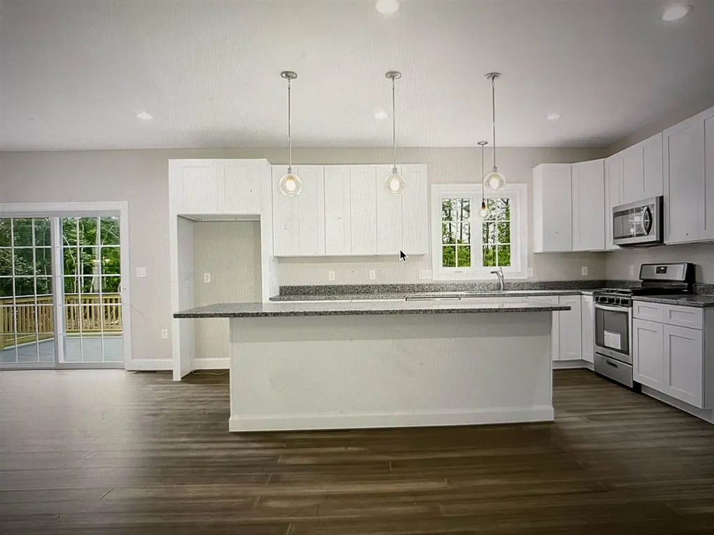 33 Carriage Hill Road Wilton NH 03086