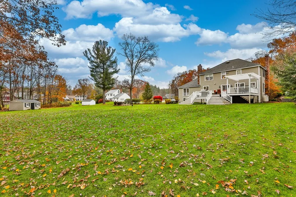 16 Hilltop Road Plaistow NH 03865