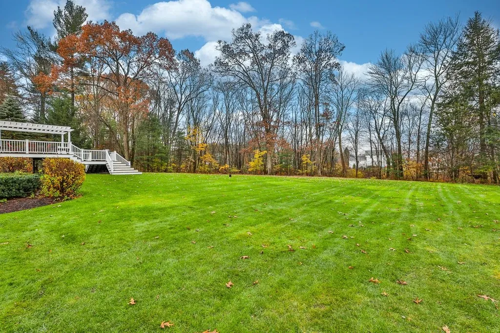 16 Hilltop Road Plaistow NH 03865