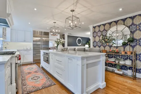 16 Hilltop Road Plaistow NH 03865