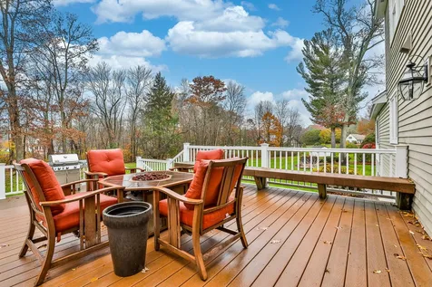 16 Hilltop Road Plaistow NH 03865
