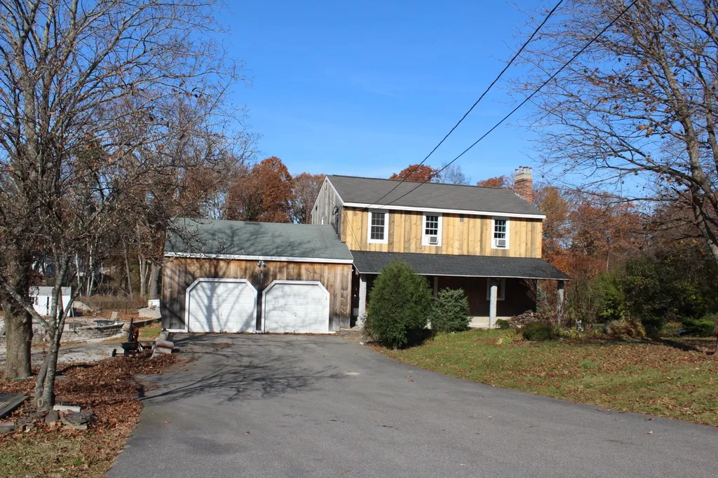 6 Greenfield Drive Hudson NH 03051