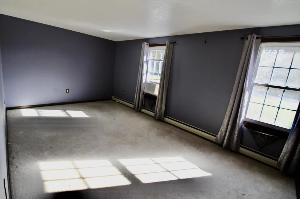 6 Greenfield Drive Hudson NH 03051