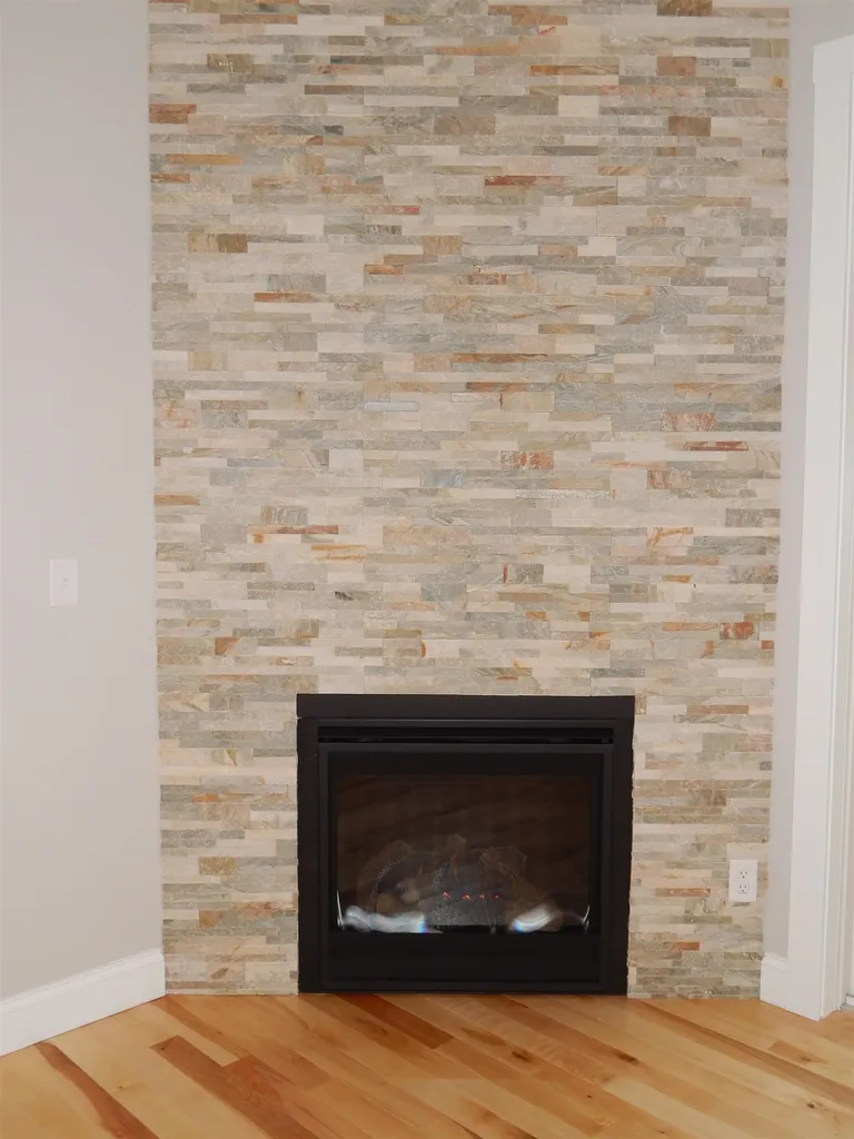 7 Rose Fountain Lane Hampton NH 03842