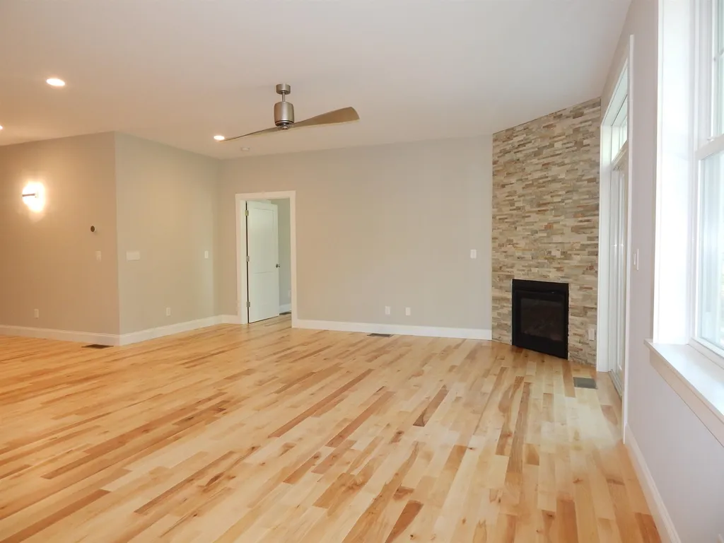 7 Rose Fountain Lane Hampton NH 03842