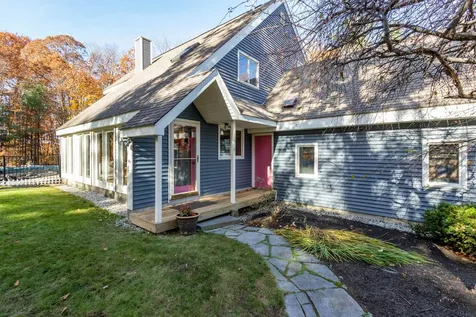 14 Hunter Drive Bow NH 03304