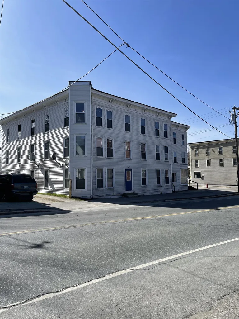 4 Elm Street Lancaster NH 03584