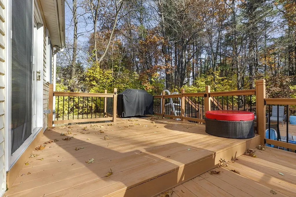 5 Birchwood Drive Derry NH 03038