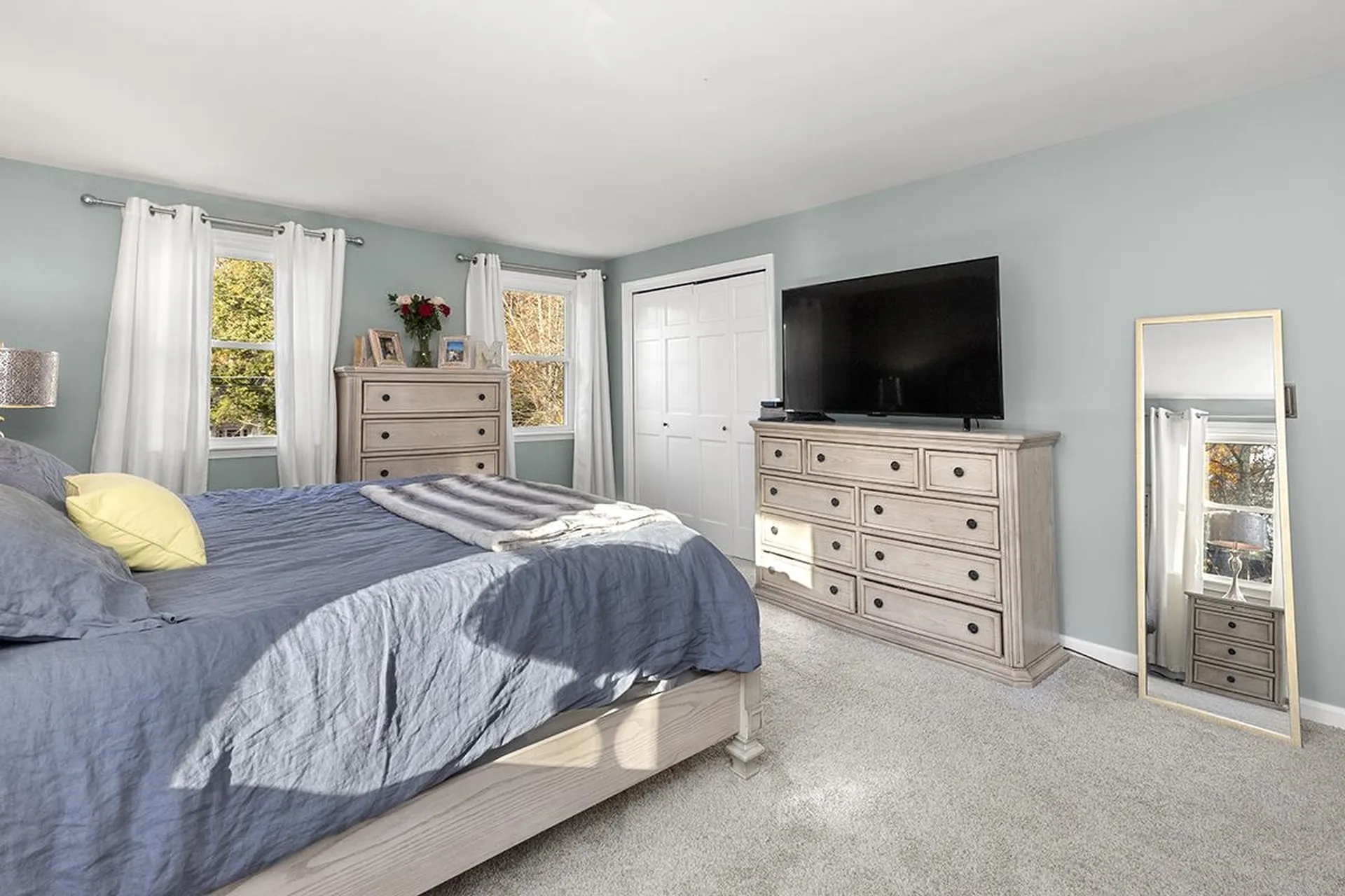 5 Birchwood Drive Derry NH 03038