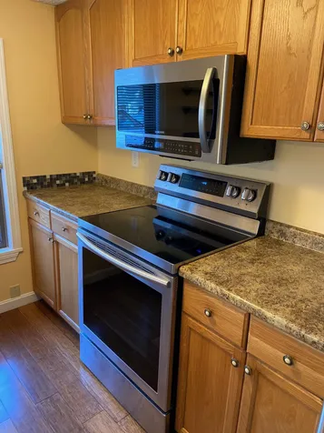 102 Piscassic Street Newmarket NH 03857