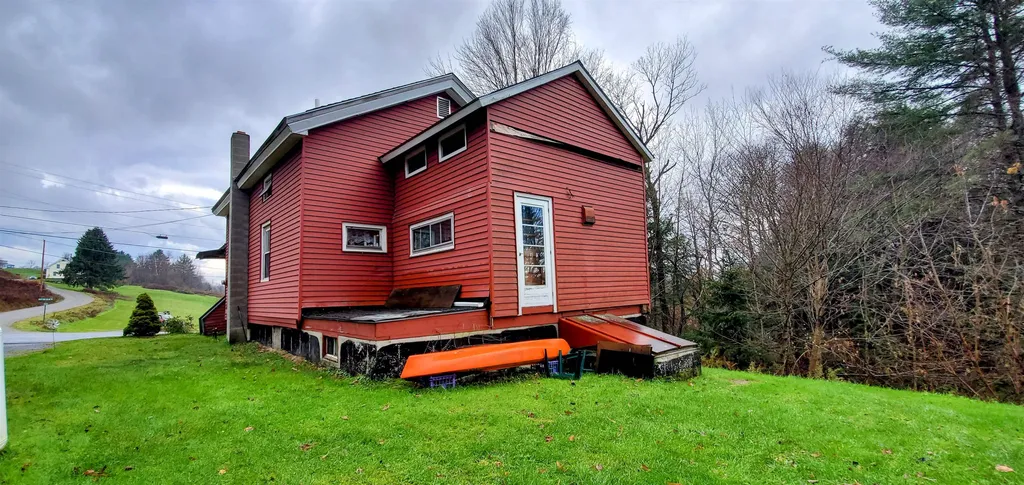 583 Perry Hill Road Waterbury VT 05676