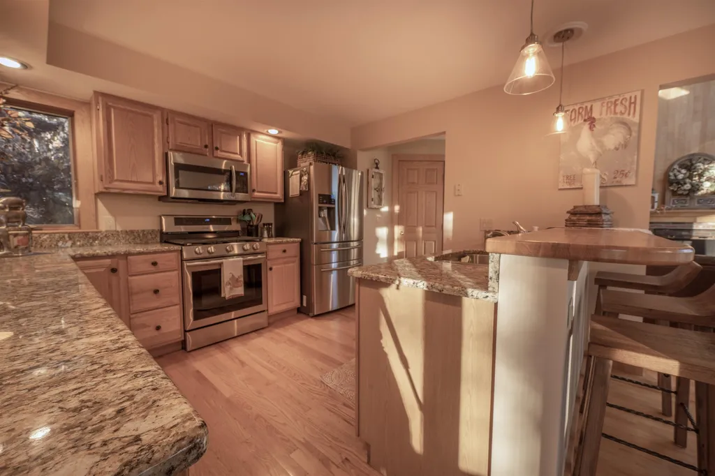 210 Baker Turn Hartford VT 05059