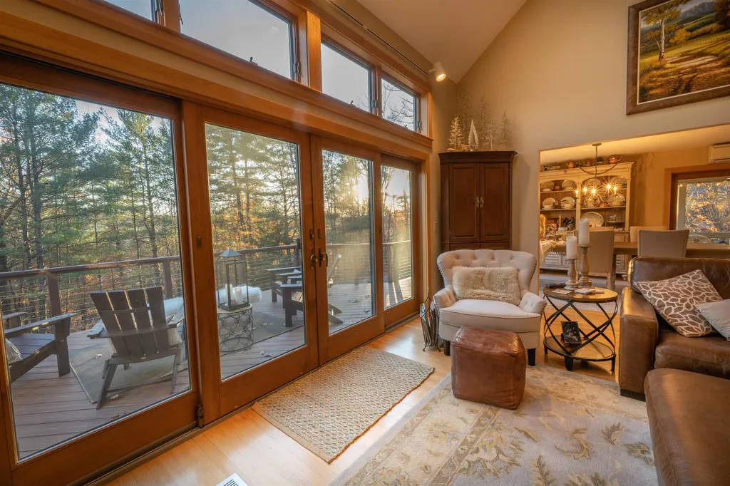 210 Baker Turn Hartford VT 05059