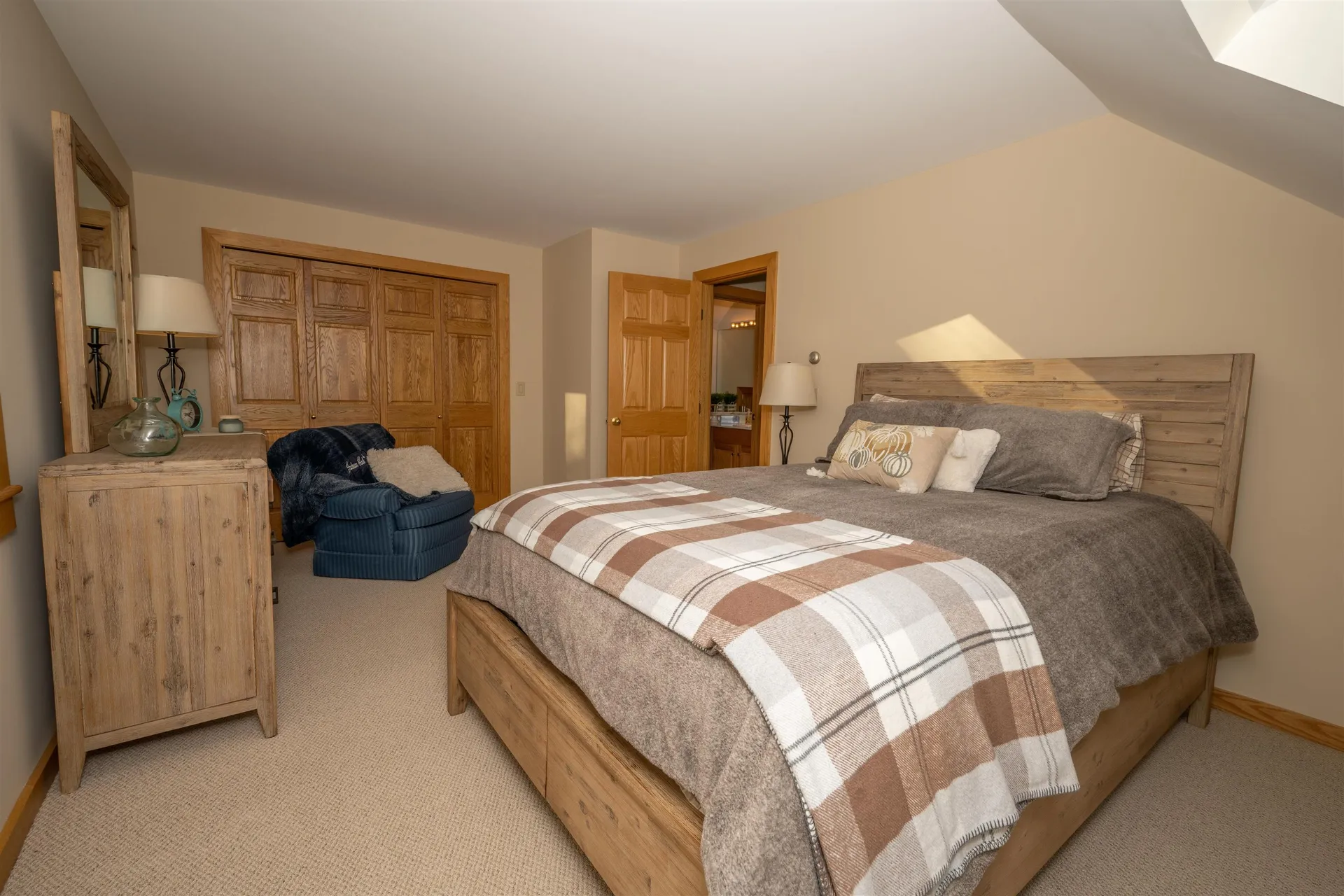 210 Baker Turn Hartford VT 05059