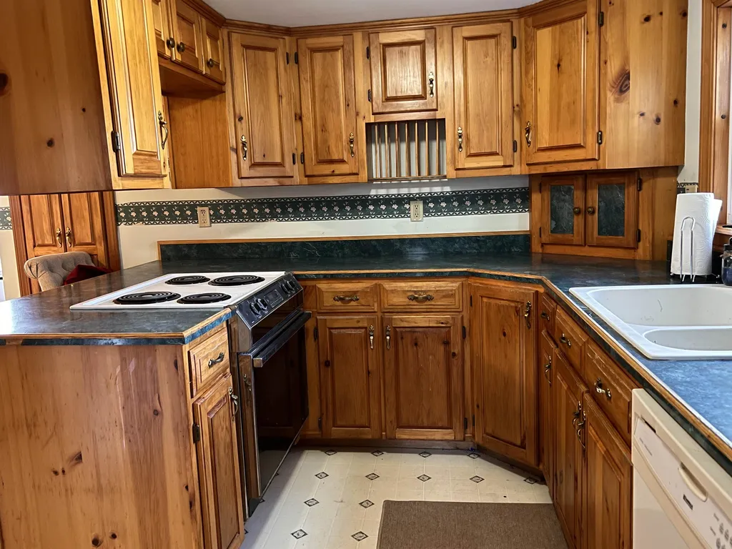 200 Maple Avenue Claremont NH 03743