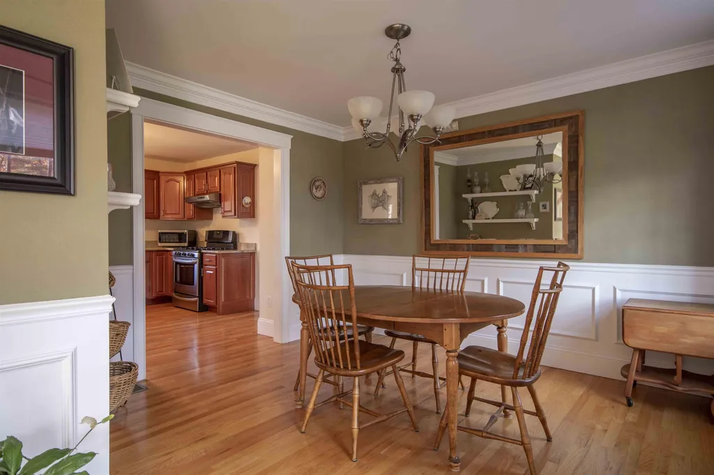 19 Wellington Lane Loudon NH 03307-0722