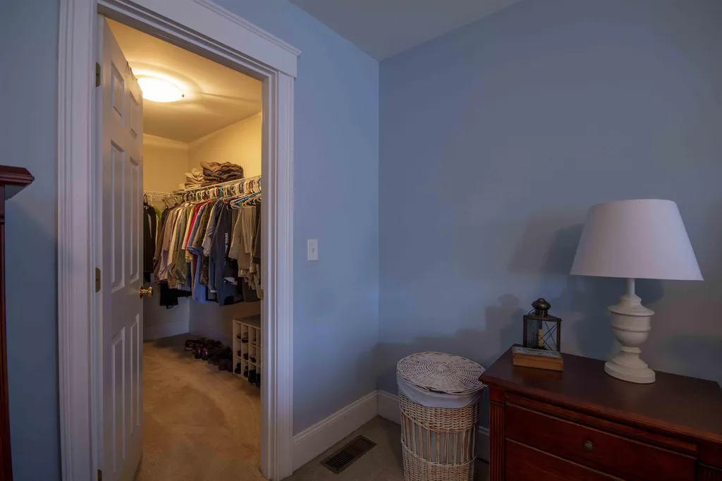 19 Wellington Lane Loudon NH 03307-0722