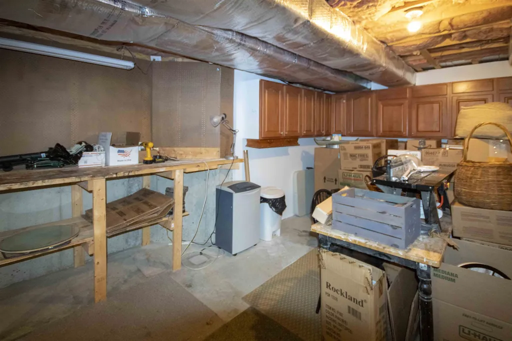 19 Wellington Lane Loudon NH 03307-0722