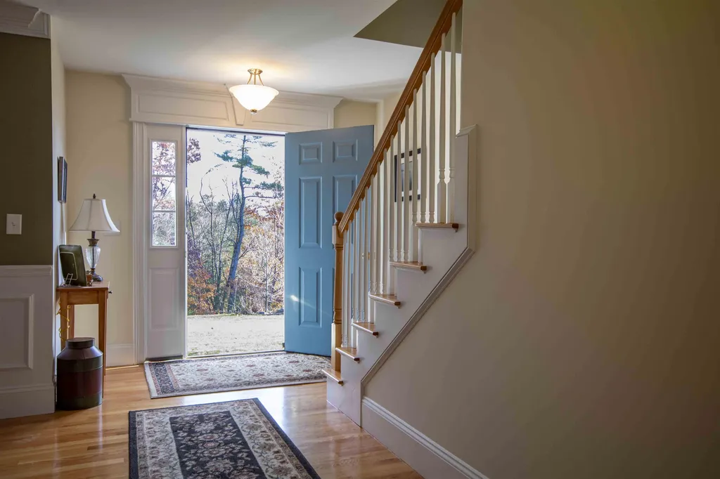 19 Wellington Lane Loudon NH 03307-0722