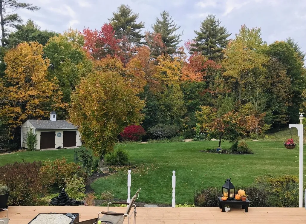 19 Wellington Lane Loudon NH 03307-0722