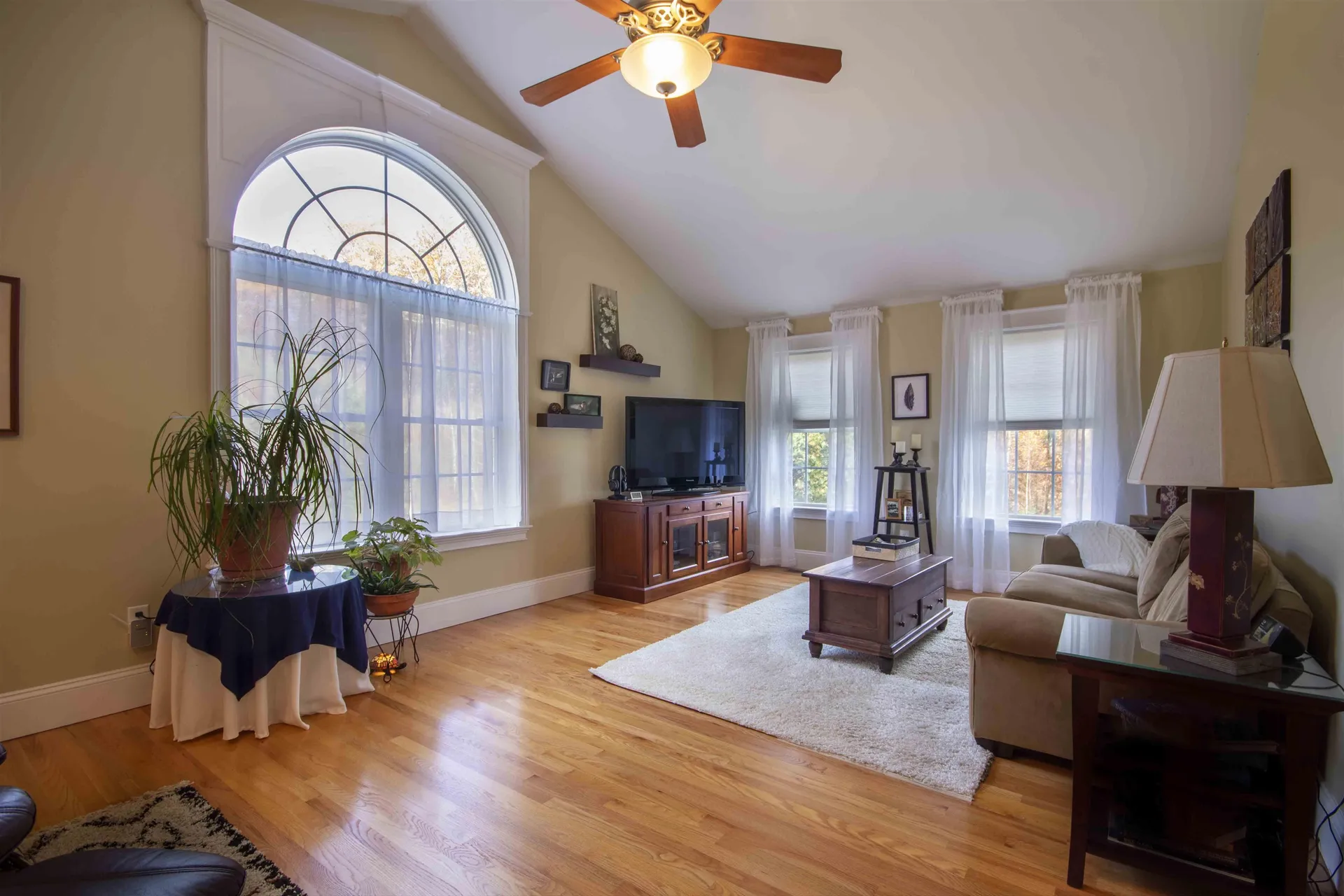 19 Wellington Lane Loudon NH 03307-0722