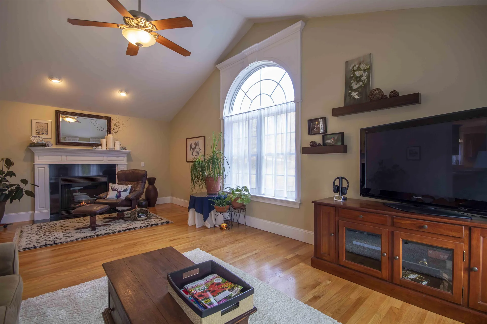 19 Wellington Lane Loudon NH 03307-0722
