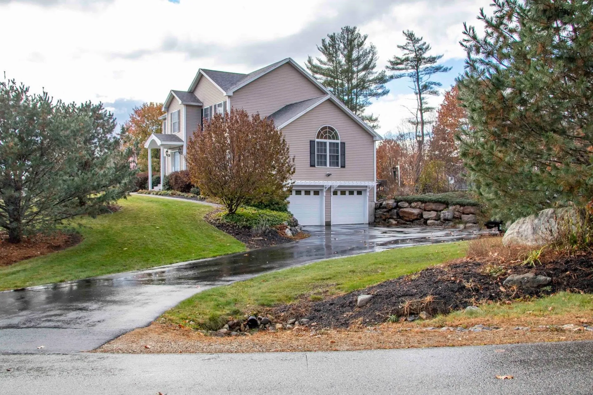 19 Wellington Lane Loudon NH 03307-0722