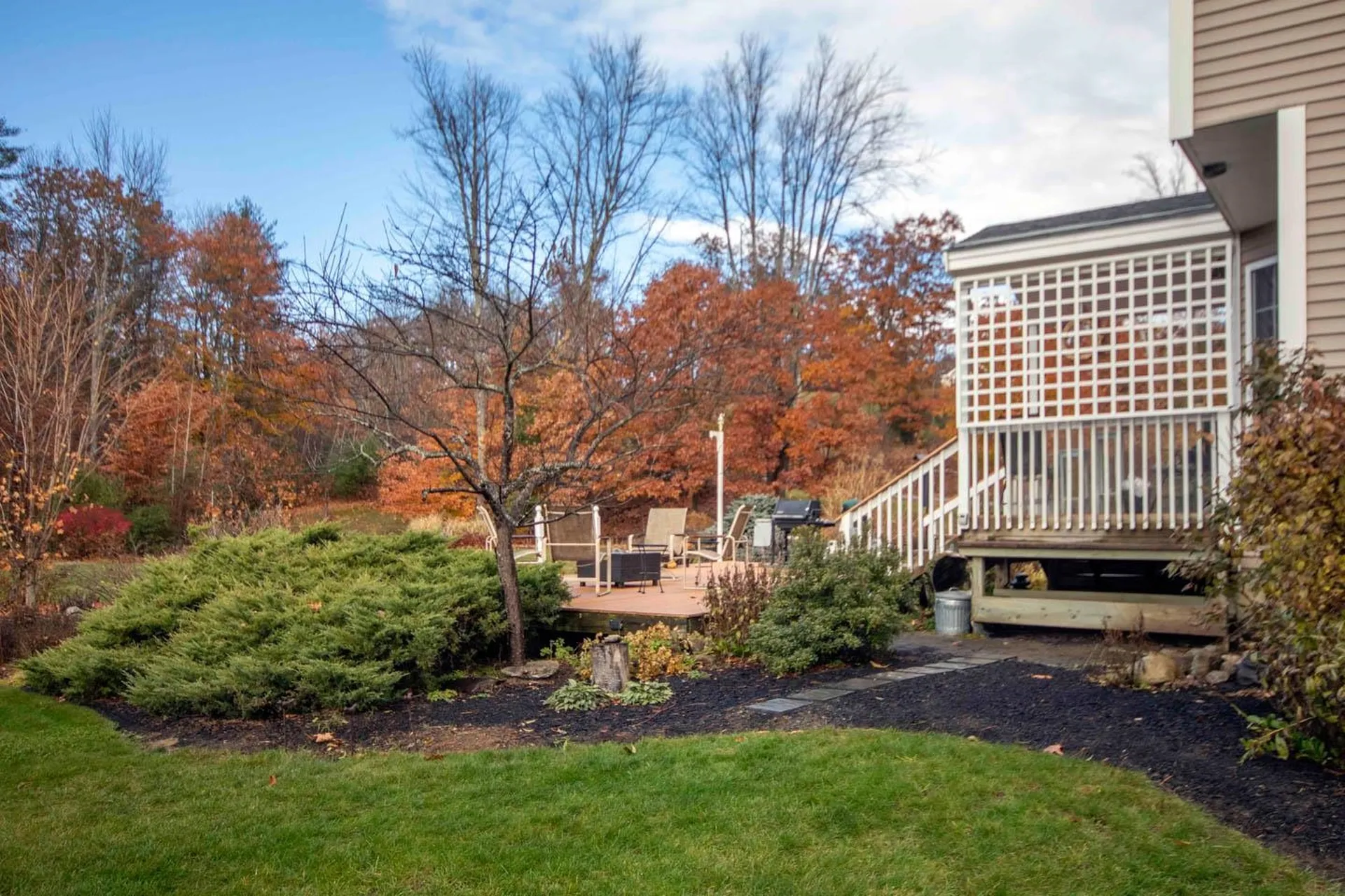 19 Wellington Lane Loudon NH 03307-0722