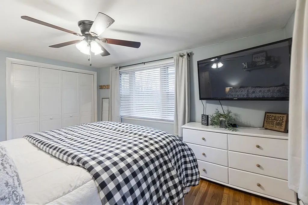 6 Woodlawn Avenue Atkinson NH 03811