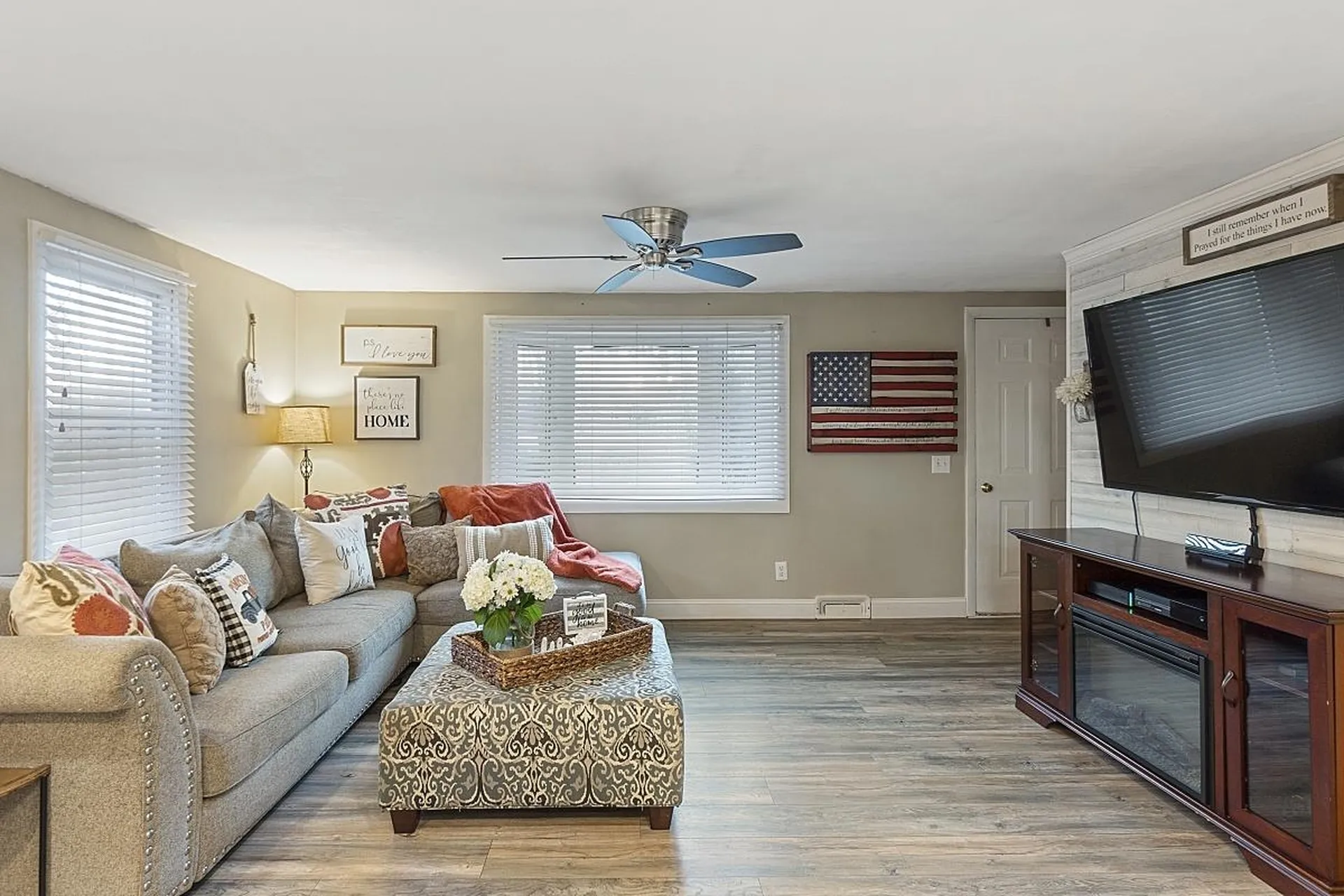6 Woodlawn Avenue Atkinson NH 03811