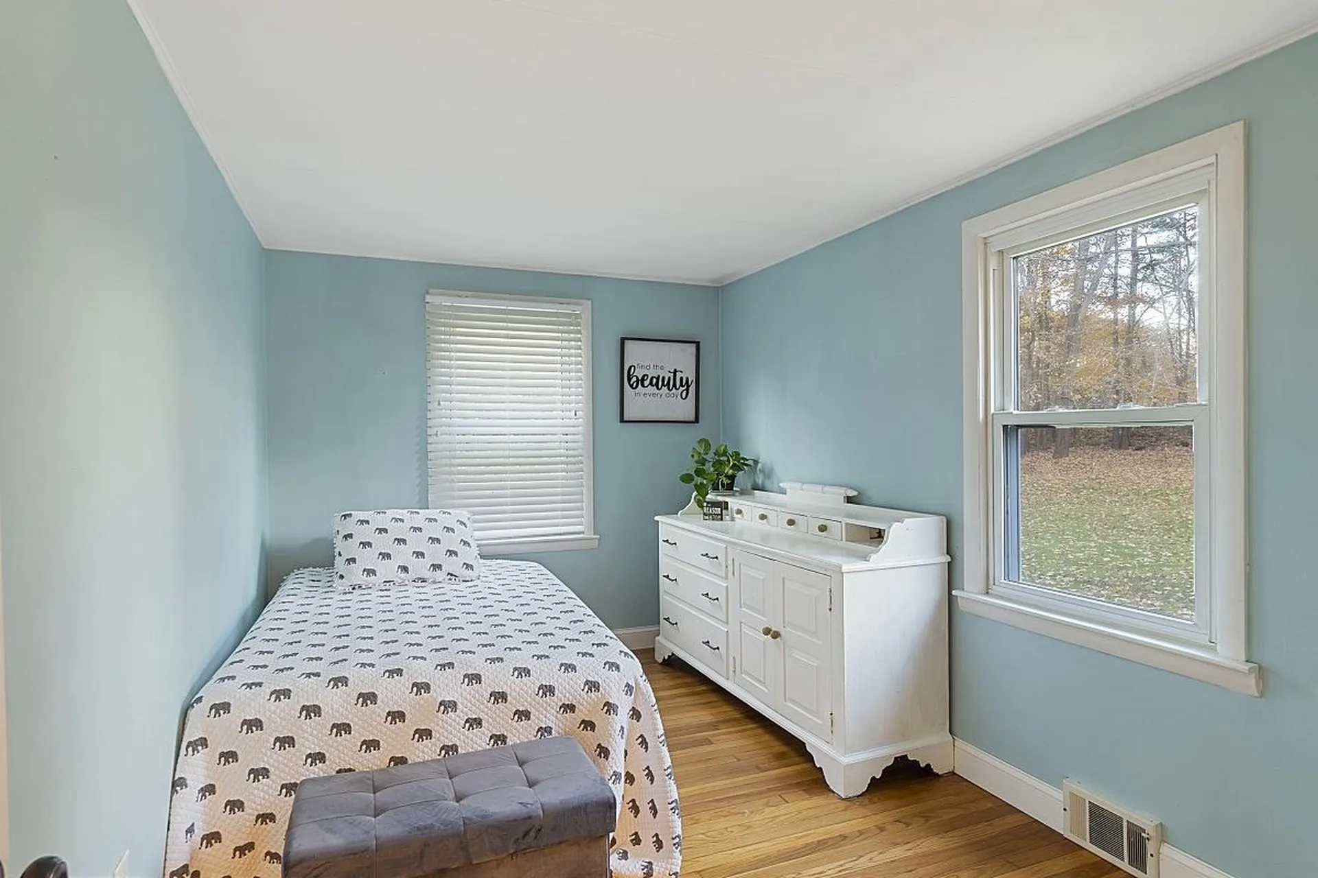 6 Woodlawn Avenue Atkinson NH 03811