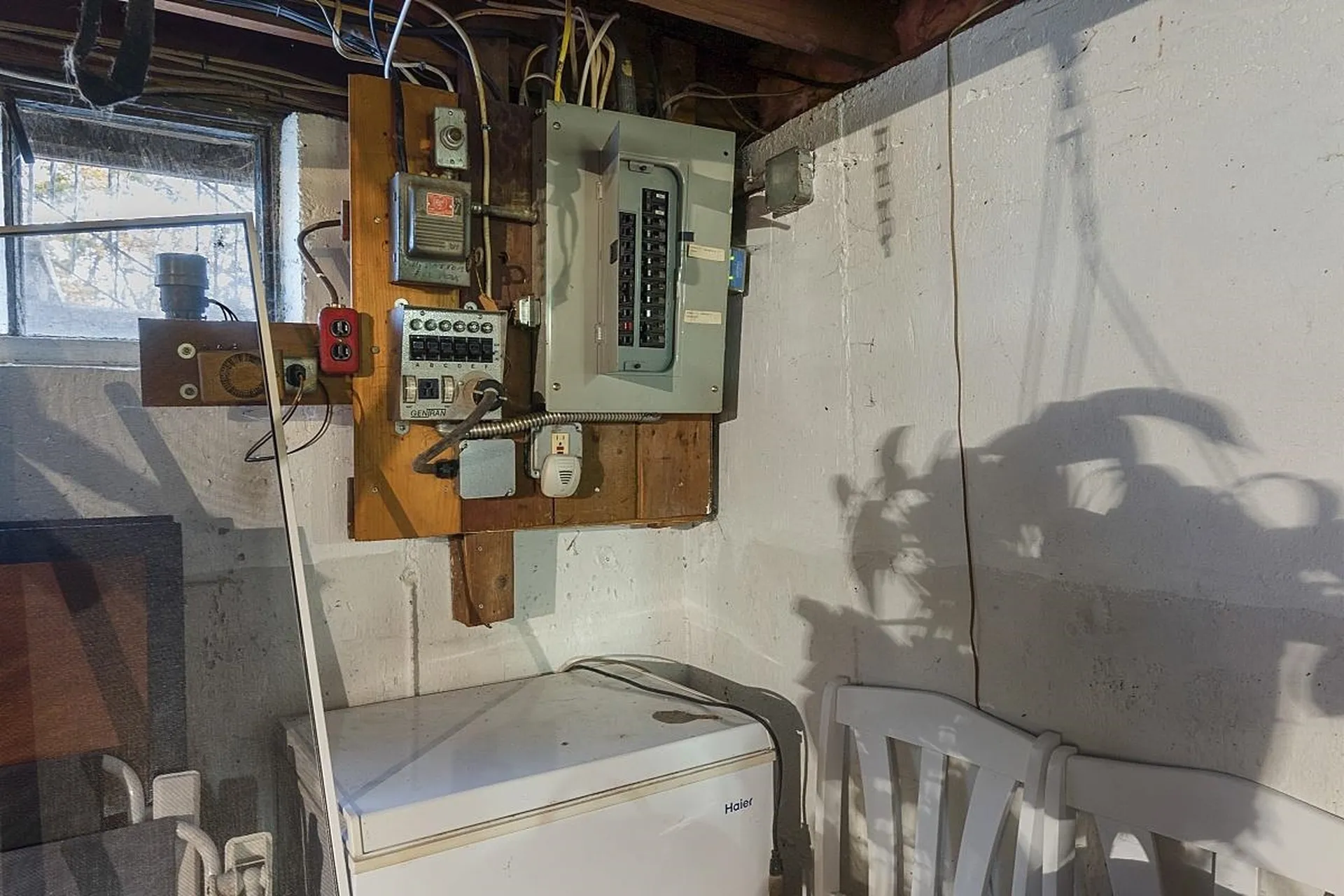 6 Woodlawn Avenue Atkinson NH 03811